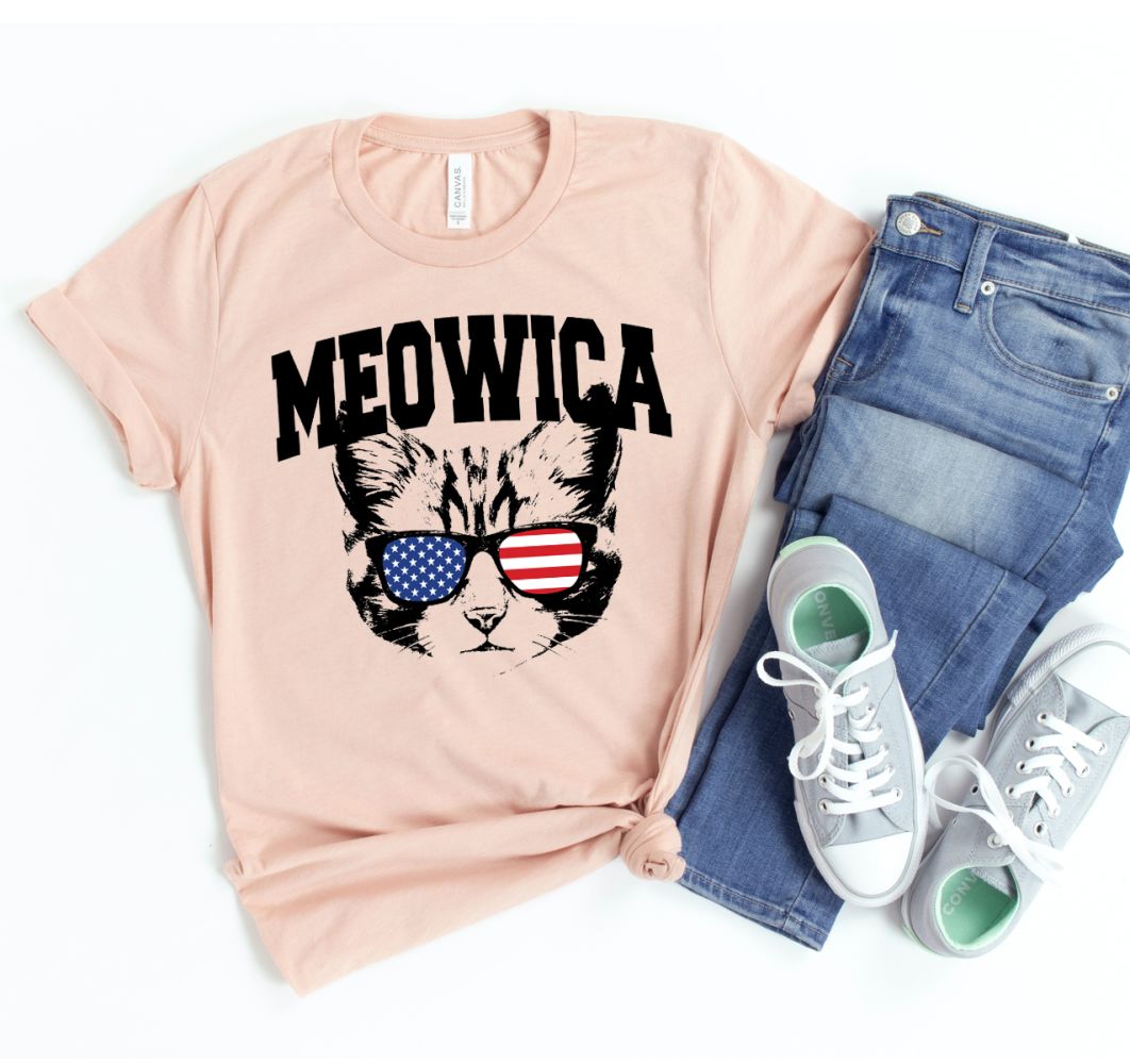 Meowica T-shirt