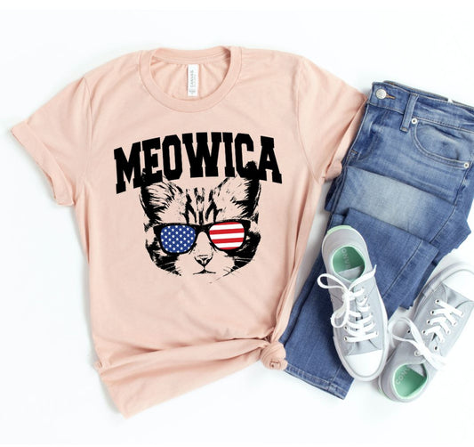 Meowica T-shirt